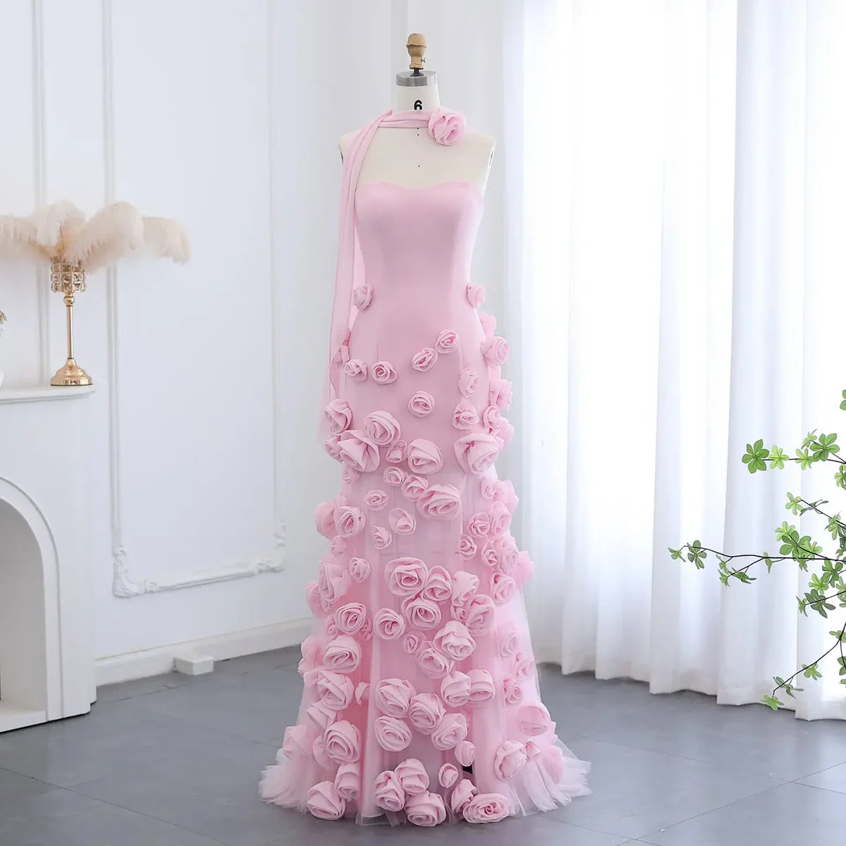 SS207 Gabriella