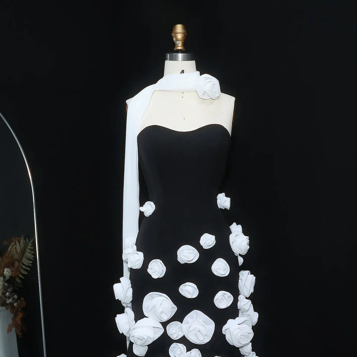 SS207 Gabriella