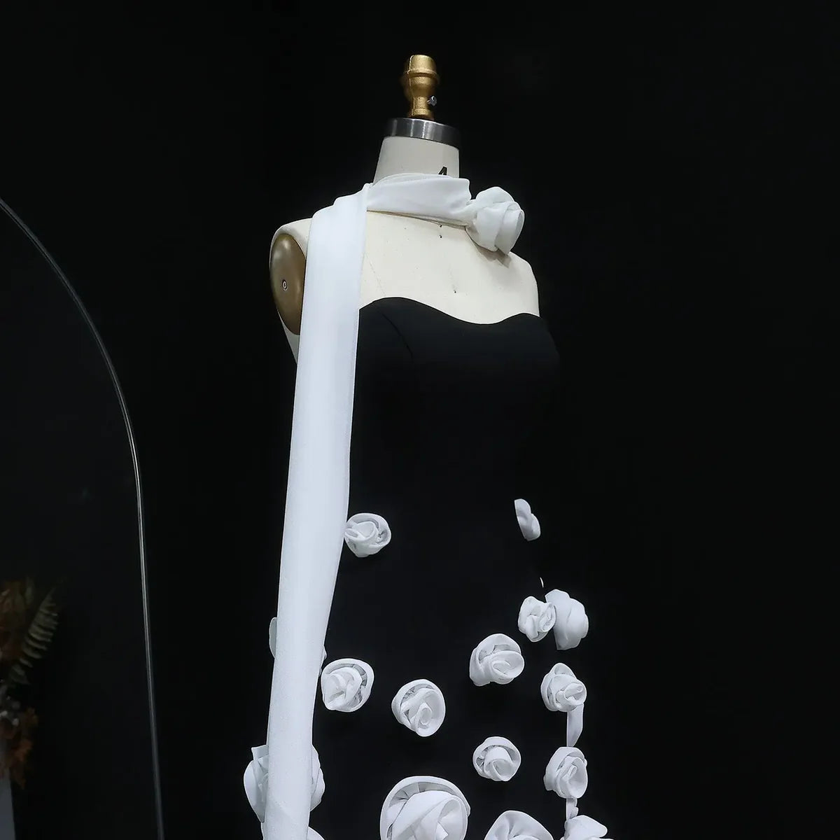 SS207 Gabriella