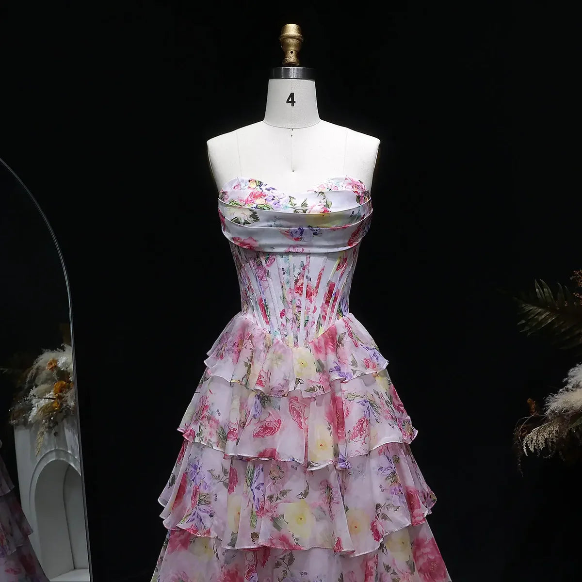 SH105 American Debutante